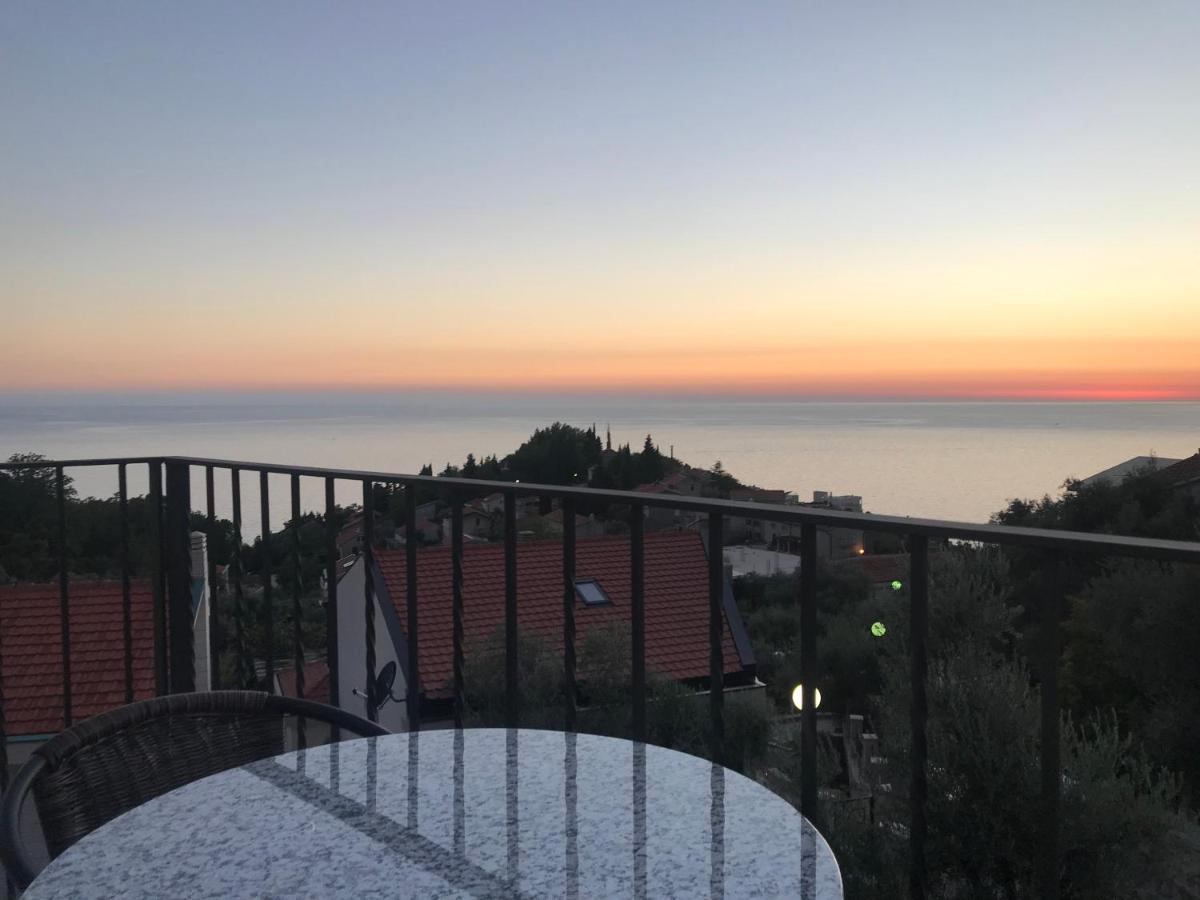 Rezevici Apartments Petrovac na moru Exterior foto