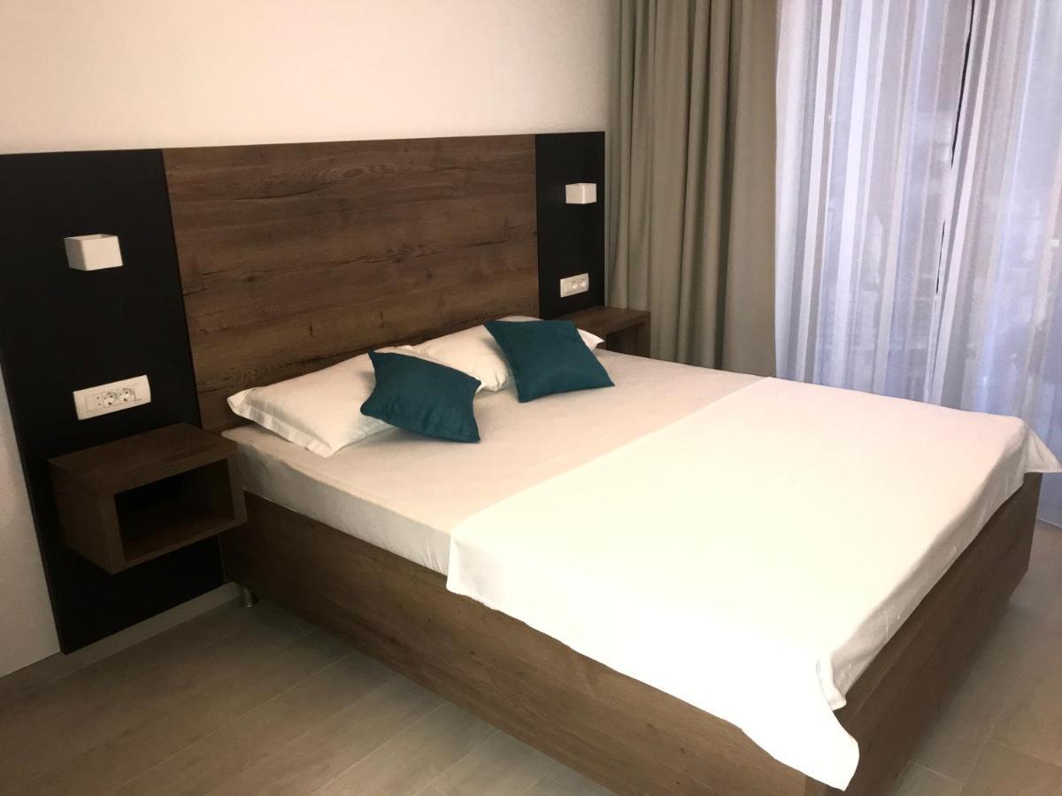 Rezevici Apartments Petrovac na moru Exterior foto