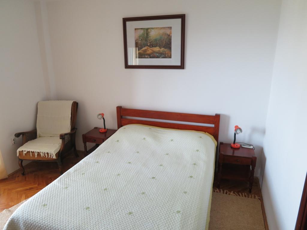 Rezevici Apartments Petrovac na moru Zimmer foto