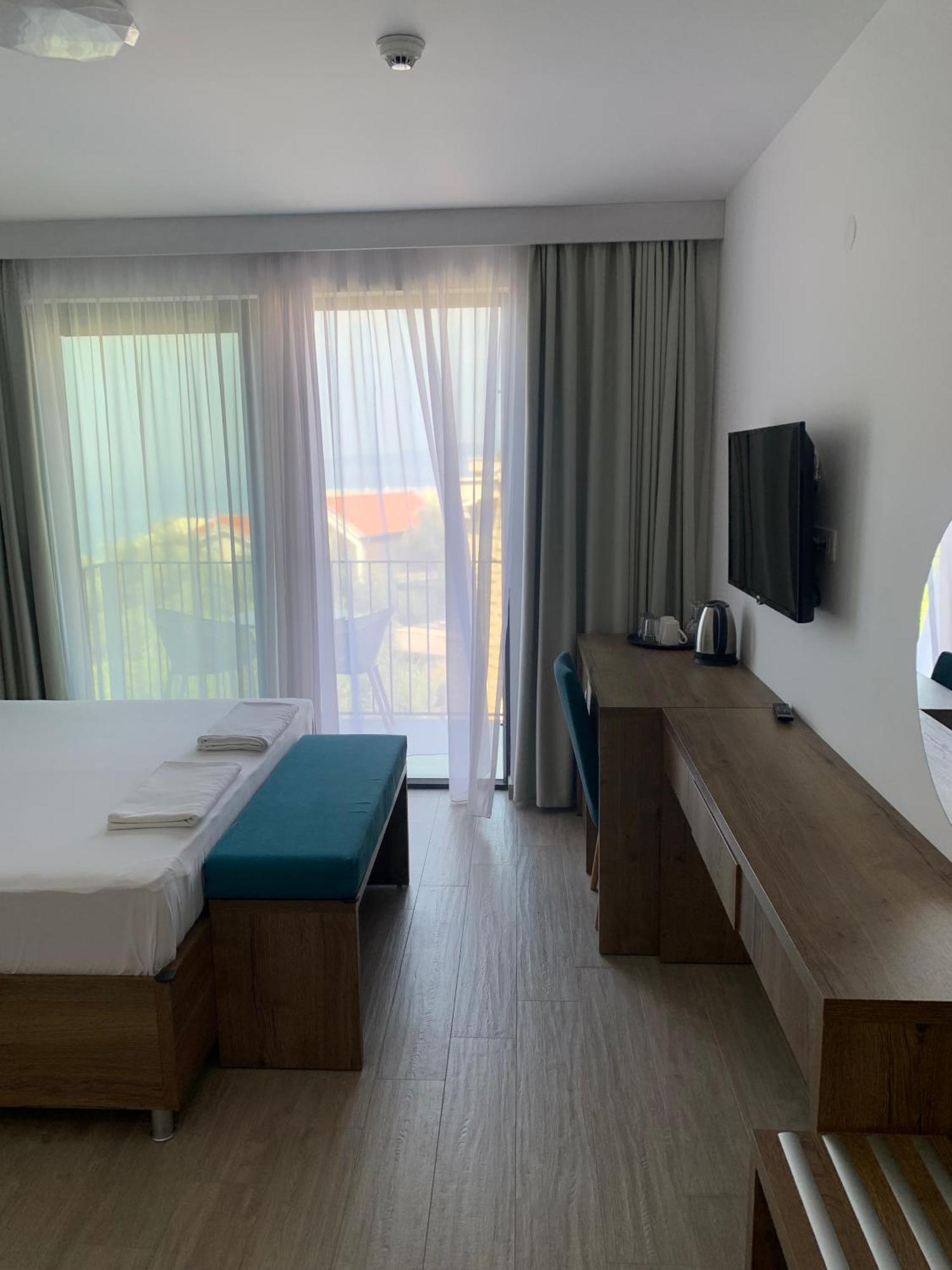 Rezevici Apartments Petrovac na moru Exterior foto