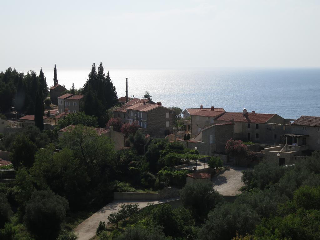 Rezevici Apartments Petrovac na moru Exterior foto