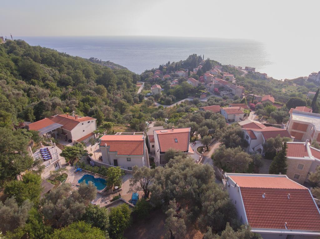 Rezevici Apartments Petrovac na moru Exterior foto