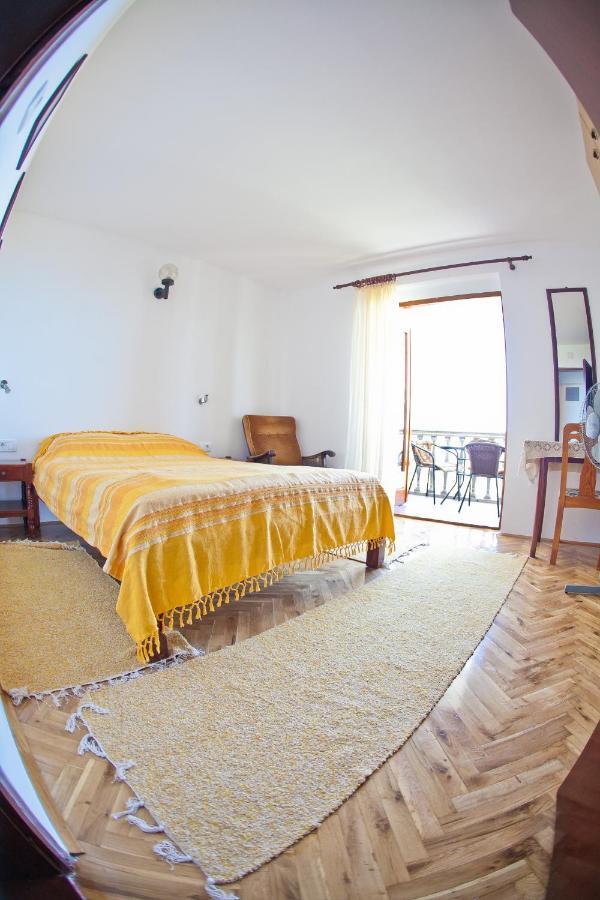 Rezevici Apartments Petrovac na moru Zimmer foto